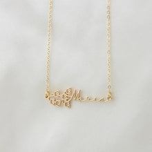 Load image into Gallery viewer, PERSONALIZED NAME NECKLACE WITH BIRTH FLOWER
